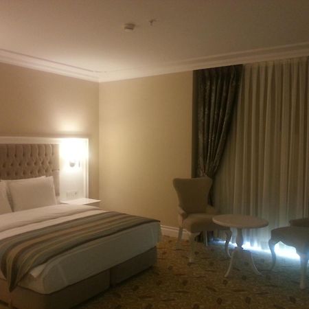 Luxor Garden Hotel โคจาเอลี ห้อง รูปภาพ
