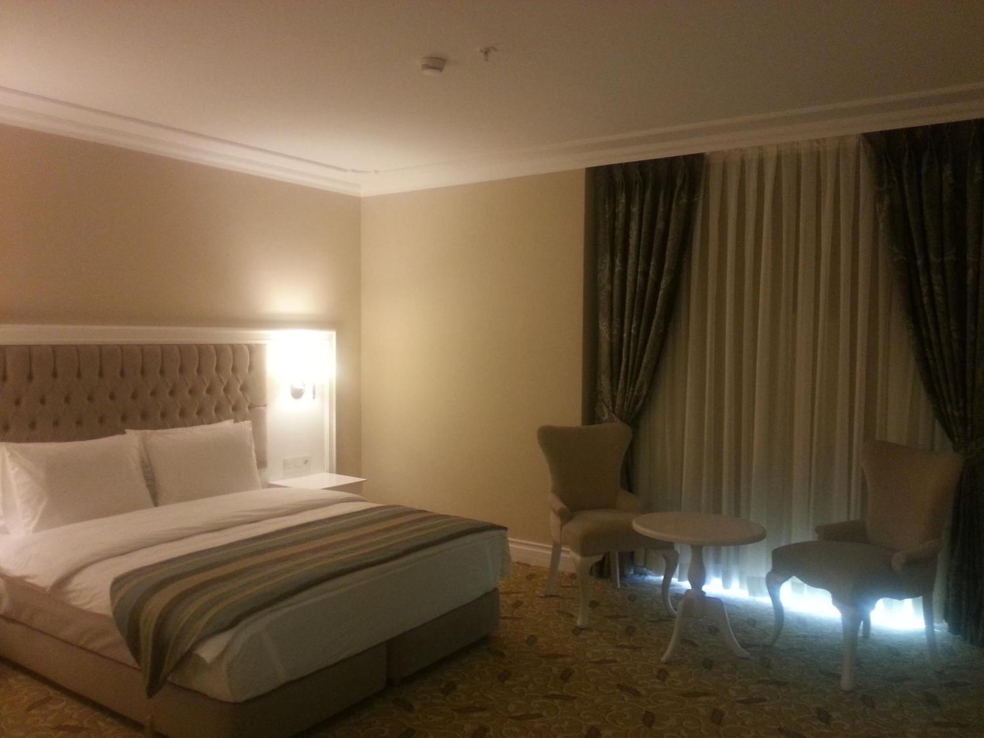 Luxor Garden Hotel โคจาเอลี ห้อง รูปภาพ