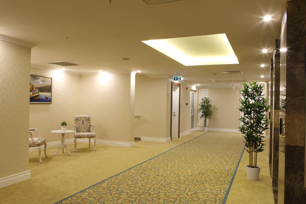 Luxor Garden Hotel โคจาเอลี ภายนอก รูปภาพ